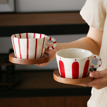 Keramička šalica za kavu s tanjurićem – japanski retro stil, lagani luksuzni retro, prugasti uzorak, latte art, prilagodljivo