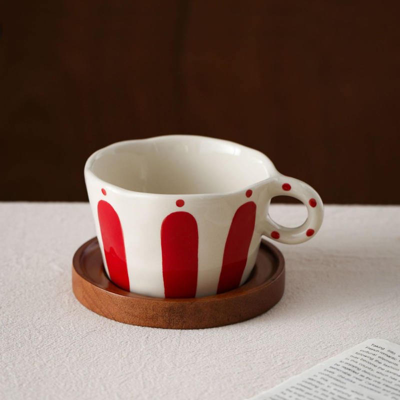 Keramička šalica za kavu s tanjurićem – japanski retro stil, lagani luksuzni retro, prugasti uzorak, latte art, prilagodljivo