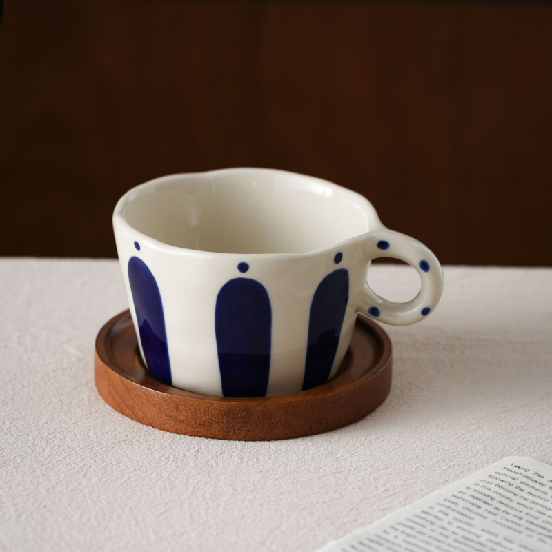 Keramička šalica za kavu s tanjurićem – japanski retro stil, lagani luksuzni retro, prugasti uzorak, latte art, prilagodljivo
