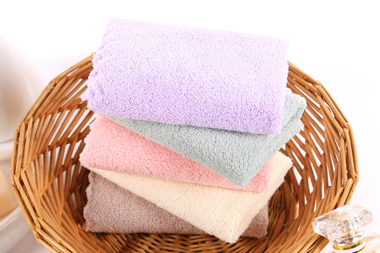 Prosop mic pătrat pentru față bebeluți, velur coral dens, fibre ultra-fine, uscare rapidă, 18 g, imprimare logo