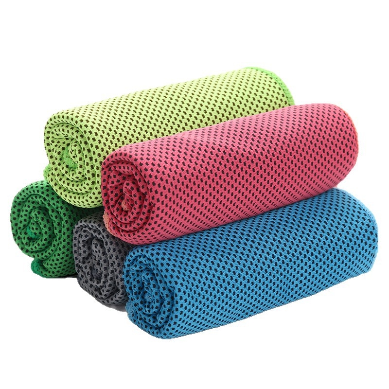 Prosop sport răcire: poliester + nailon; microfibră; 200d; 50 g; absorbție 0–5 s