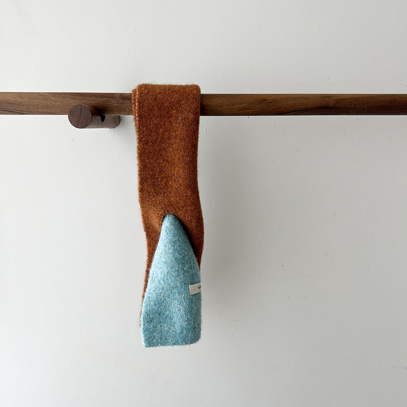 Detský pletený šál, tkanina, jednofarebný vzor, jeseň 2025