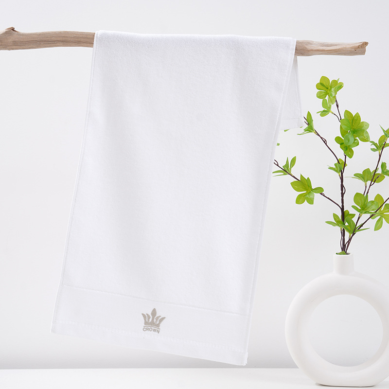 Prosop brodat, din bumbac 100% pur, fir 32s, 100–120 g, personalizabil