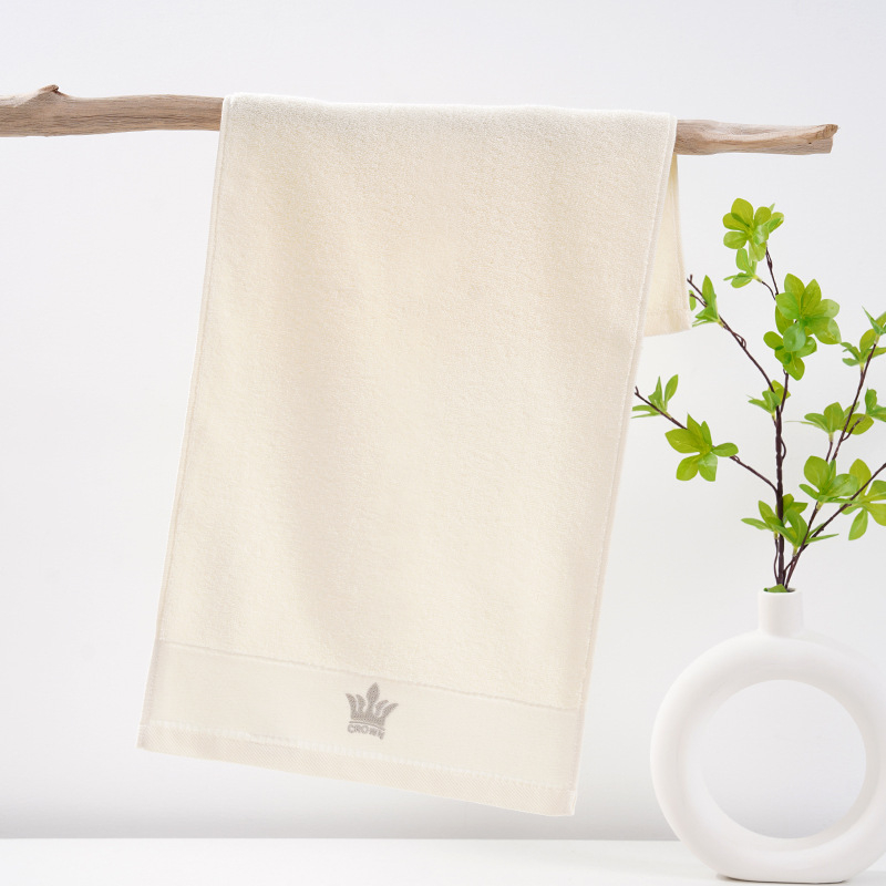 Prosop brodat, din bumbac 100% pur, fir 32s, 100–120 g, personalizabil