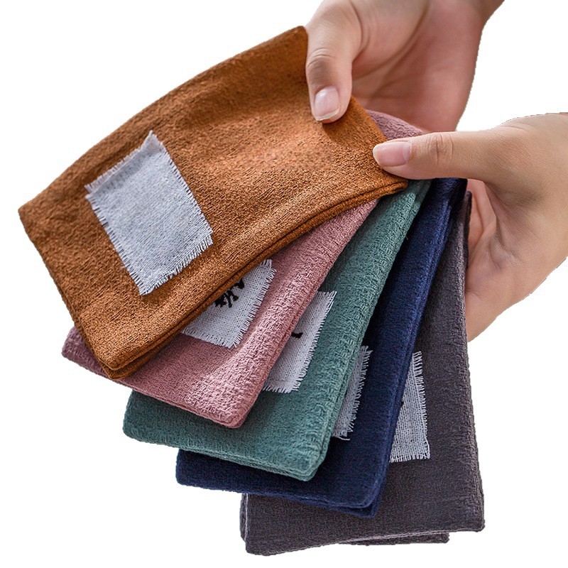 100% pamut teáskonyhai törölköző, testre szabható, gyors nedvszívás 0–5 s, 25 g súly, logónyomás elérhető