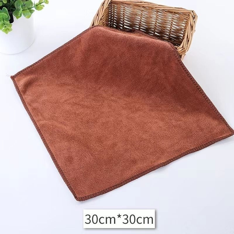 Autopesuks mõeldud mikrofiberist rätik, paksendatud ja väga imav, 150 g, trükitud logoga