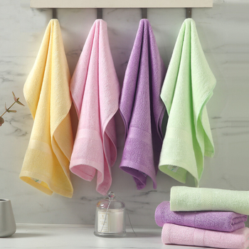 Näorätik bambuskiududest, lihtne kude, pehme ja imav, kaal 80–100 g