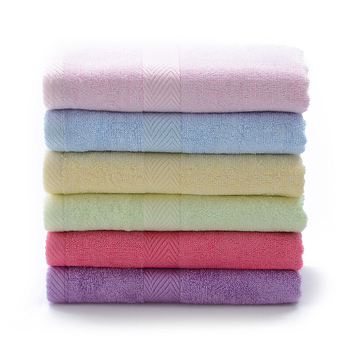 Näorätik bambuskiududest, lihtne kude, pehme ja imav, kaal 80–100 g