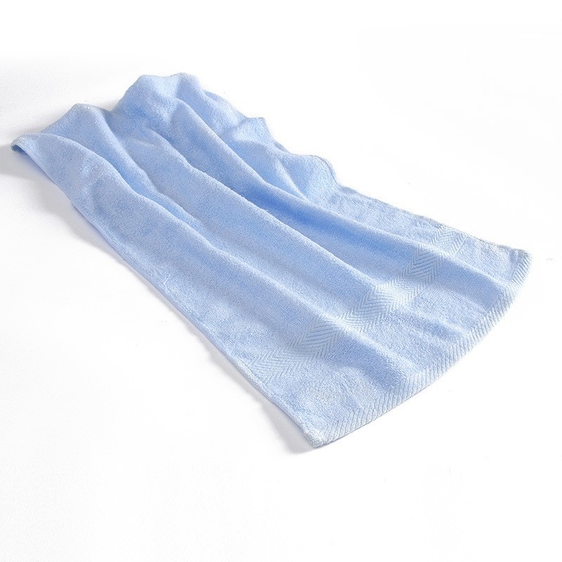 Näorätik bambuskiududest, lihtne kude, pehme ja imav, kaal 80–100 g