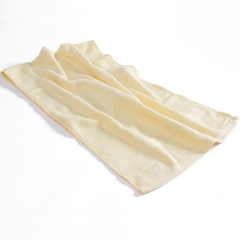 Näorätik bambuskiududest, lihtne kude, pehme ja imav, kaal 80–100 g