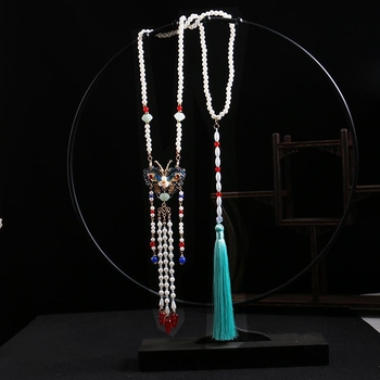 Kaklarota ar kulonu nacionālā stilā, metāla kvalitāte 0,4, tīrība K5, vecuma grupa 3–10 gadi, atsevišķi iepakots, Peach Sunseeker