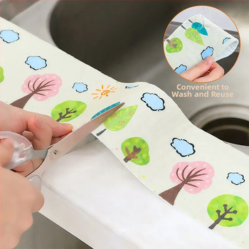 Logu ūdens uzsūcošās uzlīmes ziemas kondensācijai – stikla ūdensizturīgas uzlīmes, biezinātas, lai novērstu ūdens plūsmu uz loga palodzes, dzīvojamā istaba