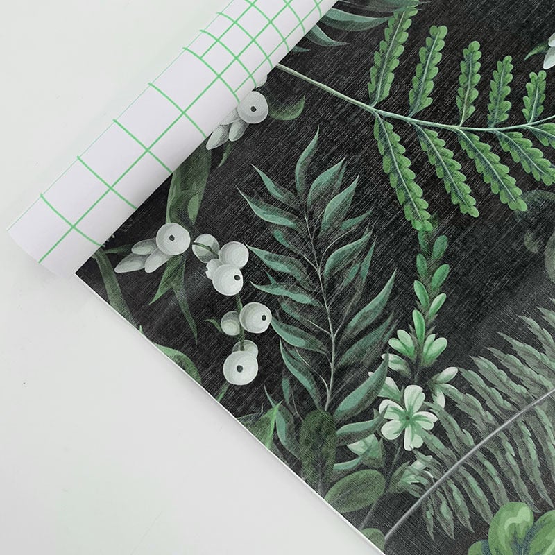 PVC seina kleebis taimekirjaga; enesekleepuv; veekindel; õli- ja mustuskindel; sobib elutuppa, magamistuppa, tööruumi, kööki ja vannituppa.