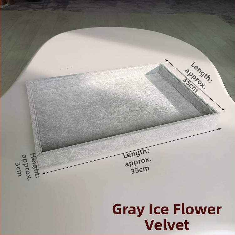 Flaneli nahast juveelide hoiukarp kaelakeede, käekellade ja kõrvarõngaste jaoks – kõva konstruktsioon, vaba stiil