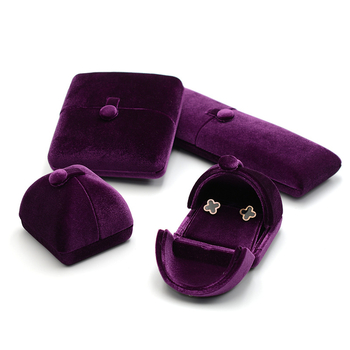 Flanelinė papuošalų dėžutė su dvigubu atidarymu, skirta žiedams, auskarams, kaklo grandinėms ir apyrankėms