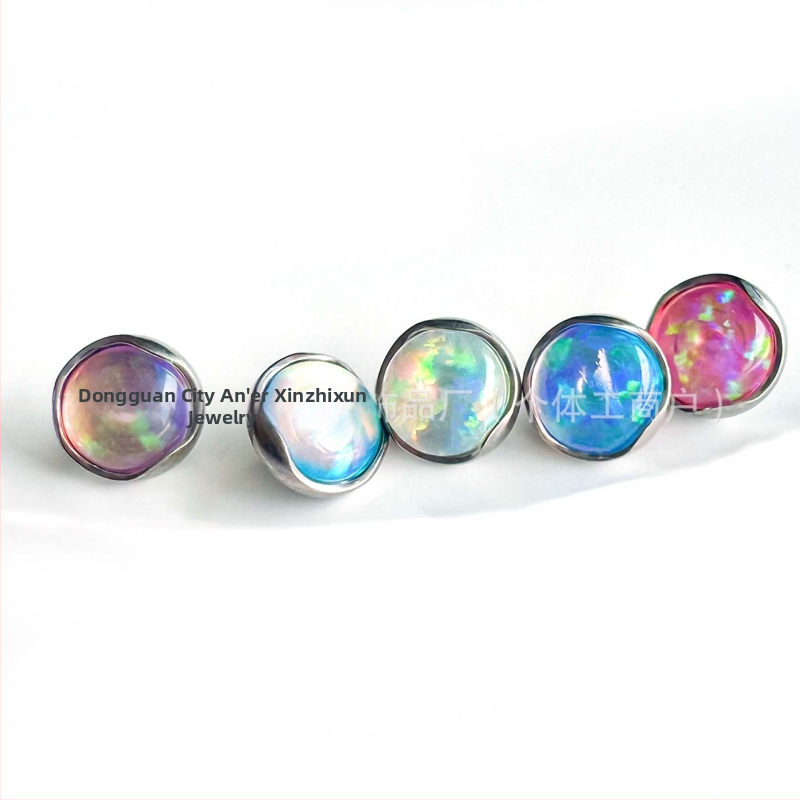 Pery na perách – Geometrické titanové G23 s opálovými kameňmi, sada s drahokammi