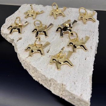 Somas kulons no sakausējuma, dzīvnieku raksts, pilsētas minimalistiskais stils, 2025. gada pavasaris