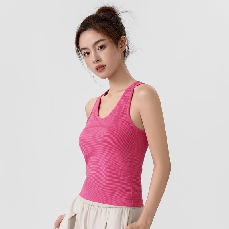 Sportski grudnjak s fiksnim integriranim košaricama, dužina do bokova, prozračna smjesa najlona i spandeksa, brzo sušenje, izdanje 2025