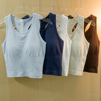 Bezšuvju adījuma treniņtopam jogai – racer back, dubultā ribota josta, elpojošs neilona-spandekss 85/15, krūšu forma 1/2