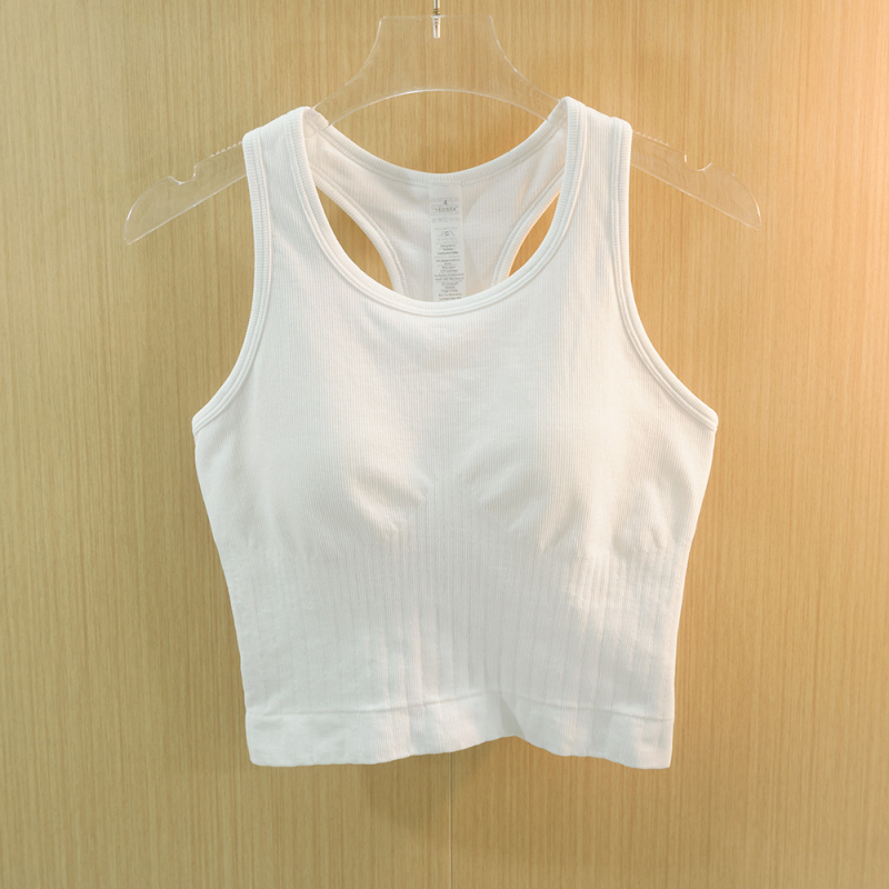 Bezšuvju adījuma treniņtopam jogai – racer back, dubultā ribota josta, elpojošs neilona-spandekss 85/15, krūšu forma 1/2