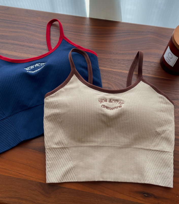 All-in-One sieviešu sporta krūšturis ar U- atpakaļu, pilnībā pārklājošas krūzes, plānas formētas krūzes, ieliktnes dizains, fiksēti dubulti siksnas, 92% neilons / 8% elastāns