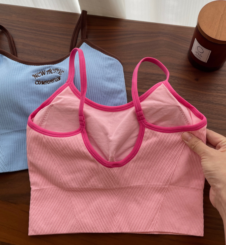 All-in-One sieviešu sporta krūšturis ar U- atpakaļu, pilnībā pārklājošas krūzes, plānas formētas krūzes, ieliktnes dizains, fiksēti dubulti siksnas, 92% neilons / 8% elastāns