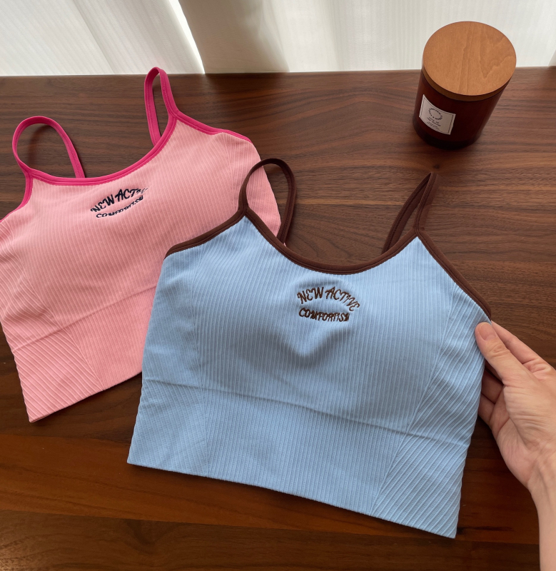 All-in-One sieviešu sporta krūšturis ar U- atpakaļu, pilnībā pārklājošas krūzes, plānas formētas krūzes, ieliktnes dizains, fiksēti dubulti siksnas, 92% neilons / 8% elastāns