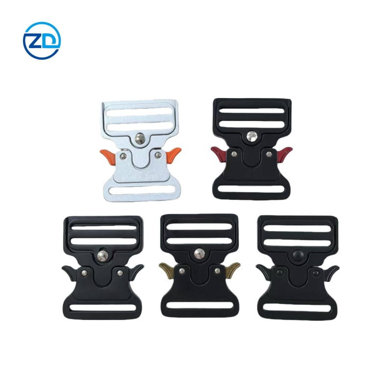 Independent metalo Cobra taktinė dirželio sagtelė, cinko lydinys, X901, bagažo aksesuarai, pavasaris 2025