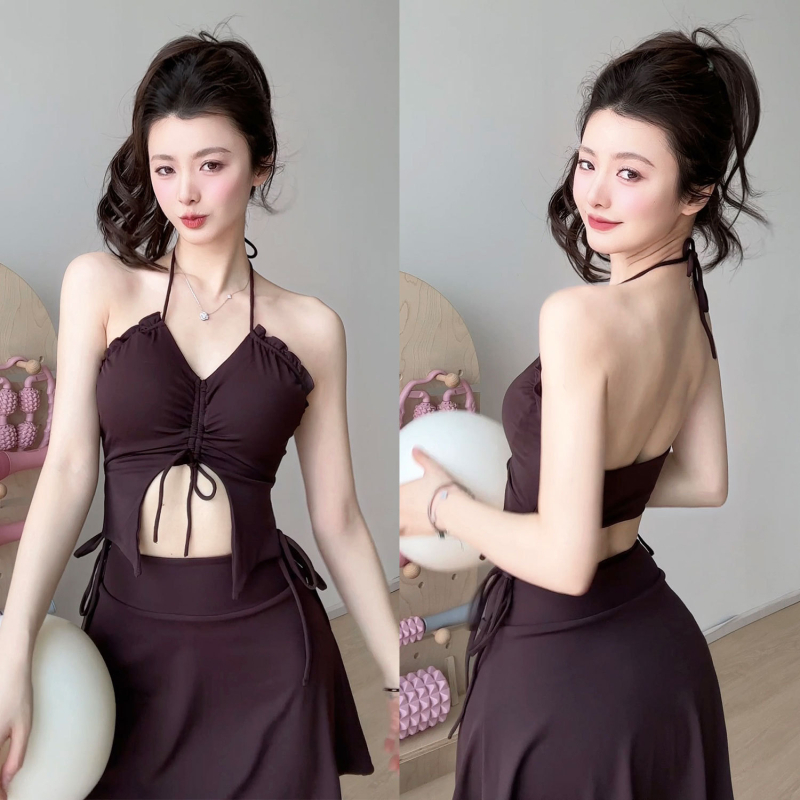 Sieviens sporta krūšturis – pilns kauss, vidēja veida kauss, fiksētas dubultas siksnas, galvenais materiāls: kokvilnas maisījums (neilons 80% / elastāns 20%)