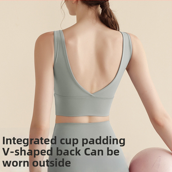 Sporta krūšturis ar 1/4 kausu, V- atpuse, joga veste ar krūšu spilventiņu, materiāls Nylon + Spandex