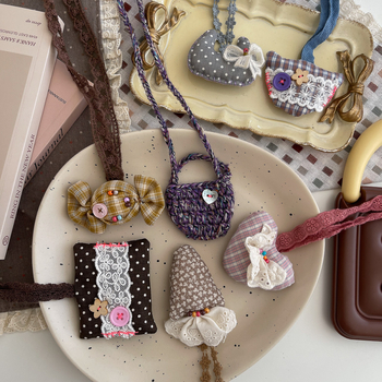 Bērnu kaklarota ar karikatūru auduma kulonu, roku darbs, dzīvnieku motīvs