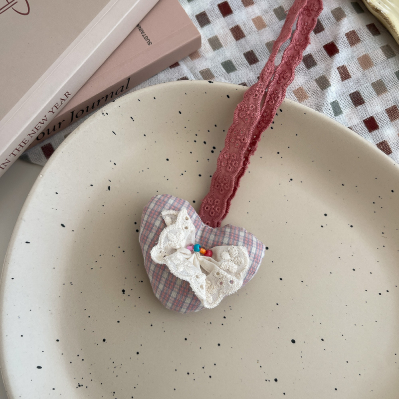 Bērnu kaklarota ar karikatūru auduma kulonu, roku darbs, dzīvnieku motīvs