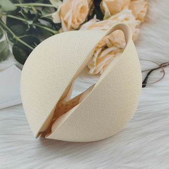 Integrētie krūšu spilventiņi ūdens piliena formā, integrēti; Zīmols: dodokiss/toot kiss; Materiāls: sūklis; Biezums: sabiezināts; Funkcijas: bez pēdām, elpojošas, palielināšana