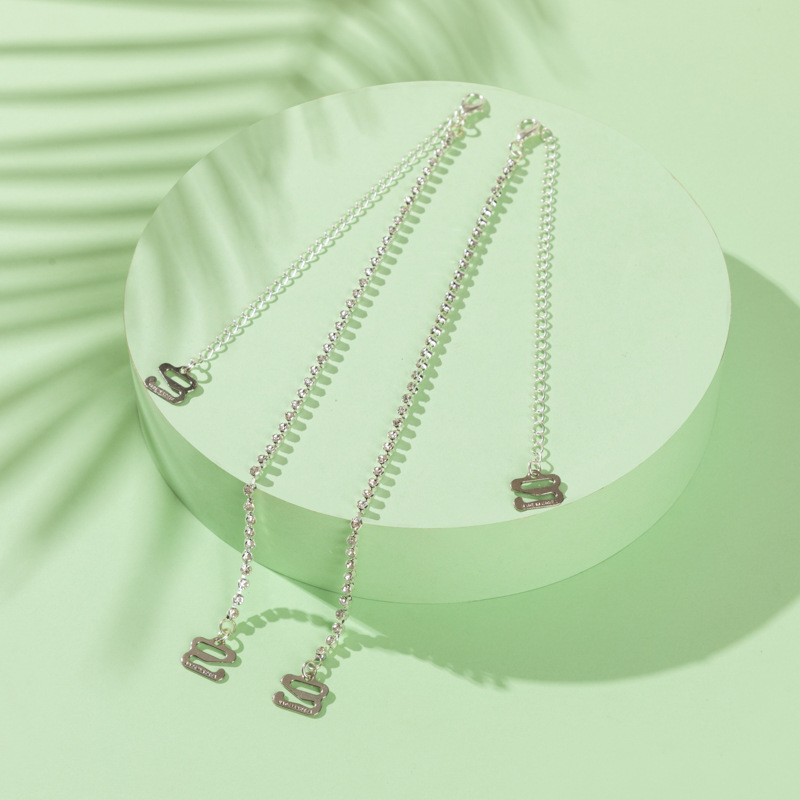 Bretele pentru sutien cu cristale și perle, universale, reglabile și detașabile; accesoriu anti-alunecare; stil: ornament cu diamant; Material: Alt; Lansare: Vara 2024