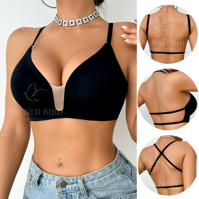 Nylonapakšveļa bez muguras ar dziļu U kaklu un režģa paneli, bezšuvju un viegla, plānas veidotas kupas, dubultās plecu siksnas