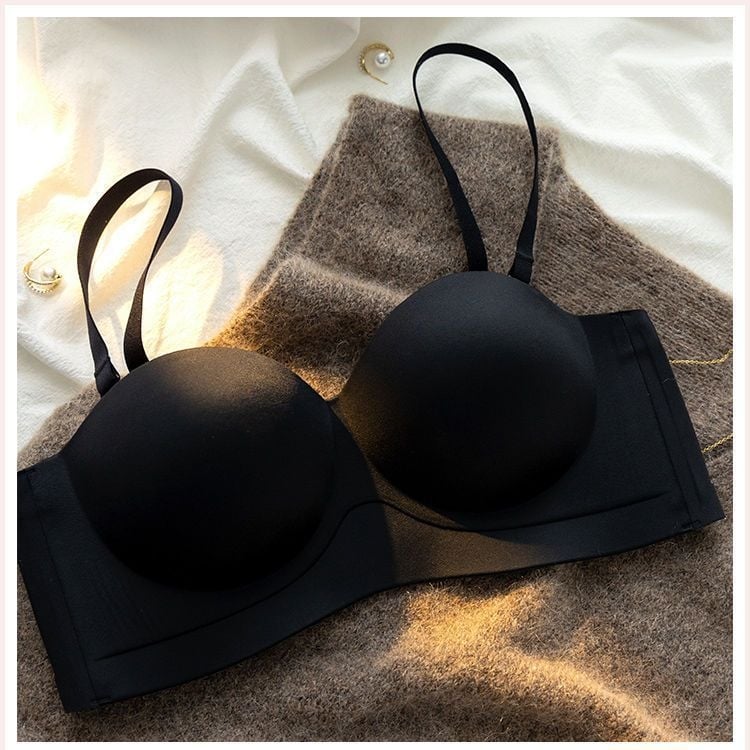 Sutien fără bretele, anti-alunecare, push-up, invizibil, cupă 3/4, formă cupă: superioară subțire, inferioară groasă