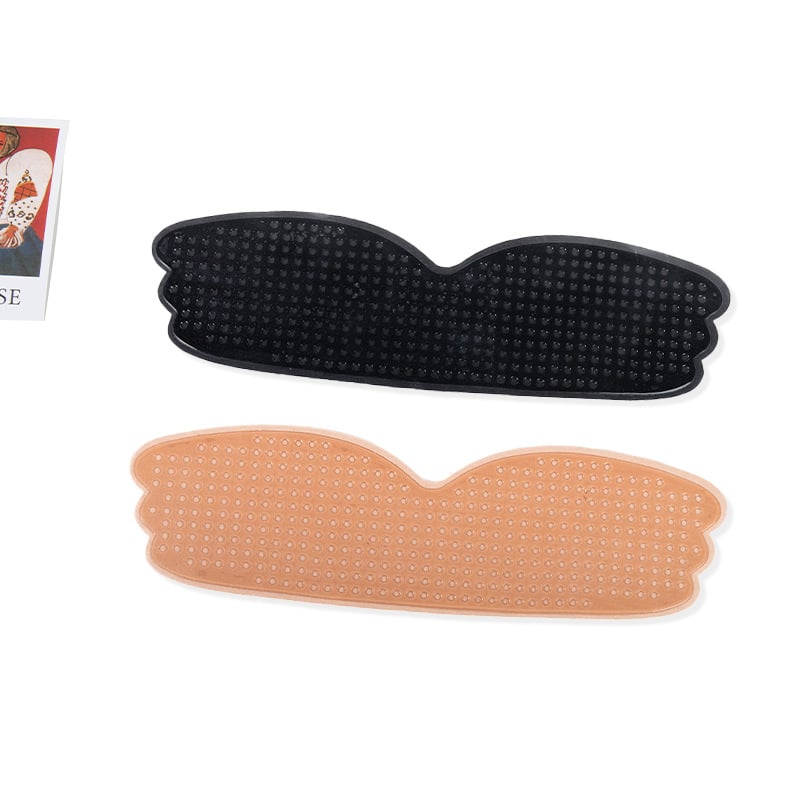 Viengabala krūšu plāksteris no kokvilnas, neredzams, bez siksnām uz pleca, plāns un caurspīdīgs; savāc, elpo; sprauslu forma: viens gabals