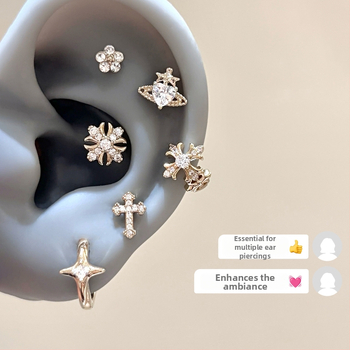 Kõrvarõngad – titano terasest kruvivõll kõrva luu jaoks, geomeetriline kuju, elektroplatitud kate, kaubamärk Tyg, roostevabast terasest post