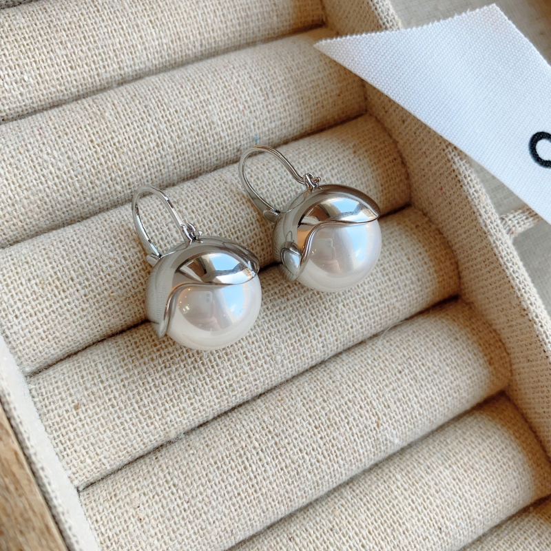 Pärl stud kõrvarõngad kahe kandmise viisi, metallist korpus, vasest postid, geomeetriline stiil, naistele