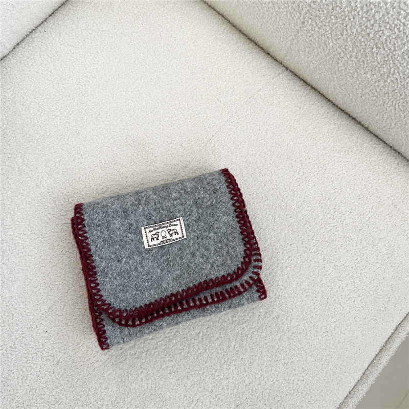 Vuneni šal za djecu, uzorak usklađenih boja, pravokutni oblik, jesen-zima 2025, održava toplinu