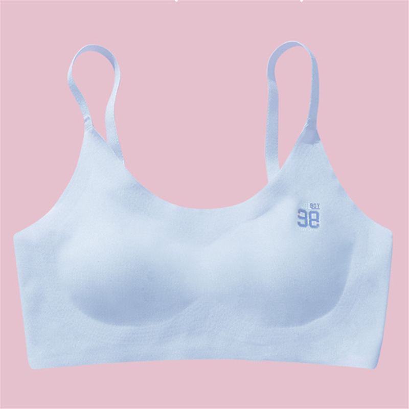 Modal anyagból készült sportmelltartó, vest-stílusú kivitel, vékony formázott kosarak, merevítő nélkül, fix dupla vállpántok