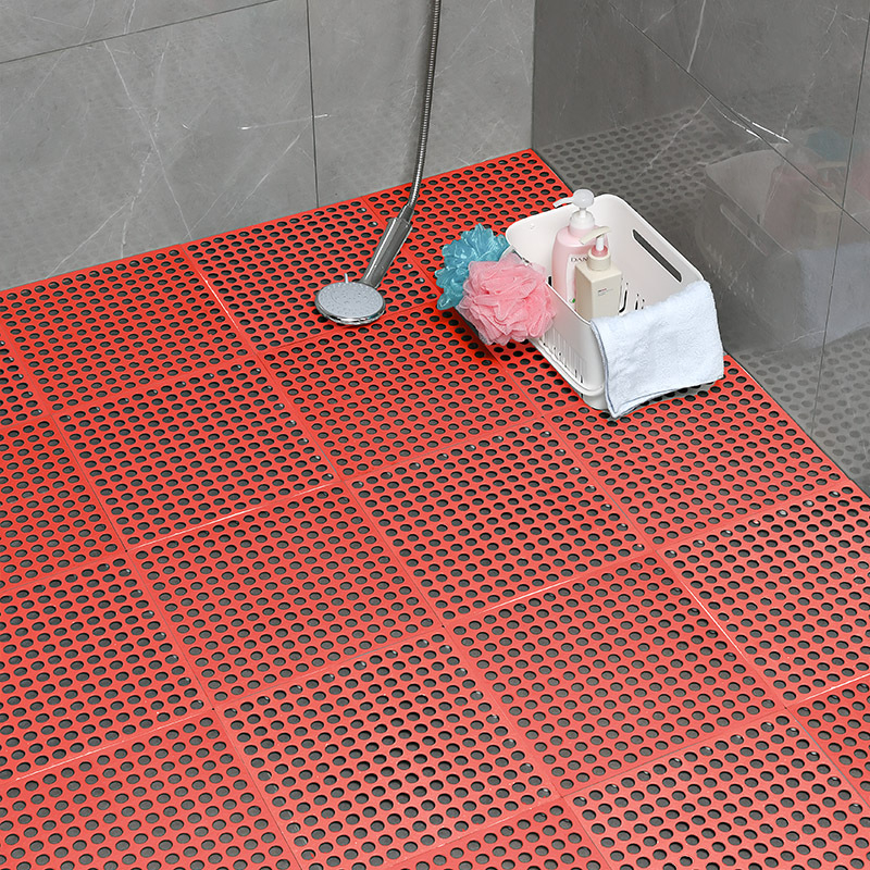 Plastmasas savienojamās paklājiņas vannas istabai un virtuvei, griežami pēc izmēra, pretslīdoši, ūdensizturīgi