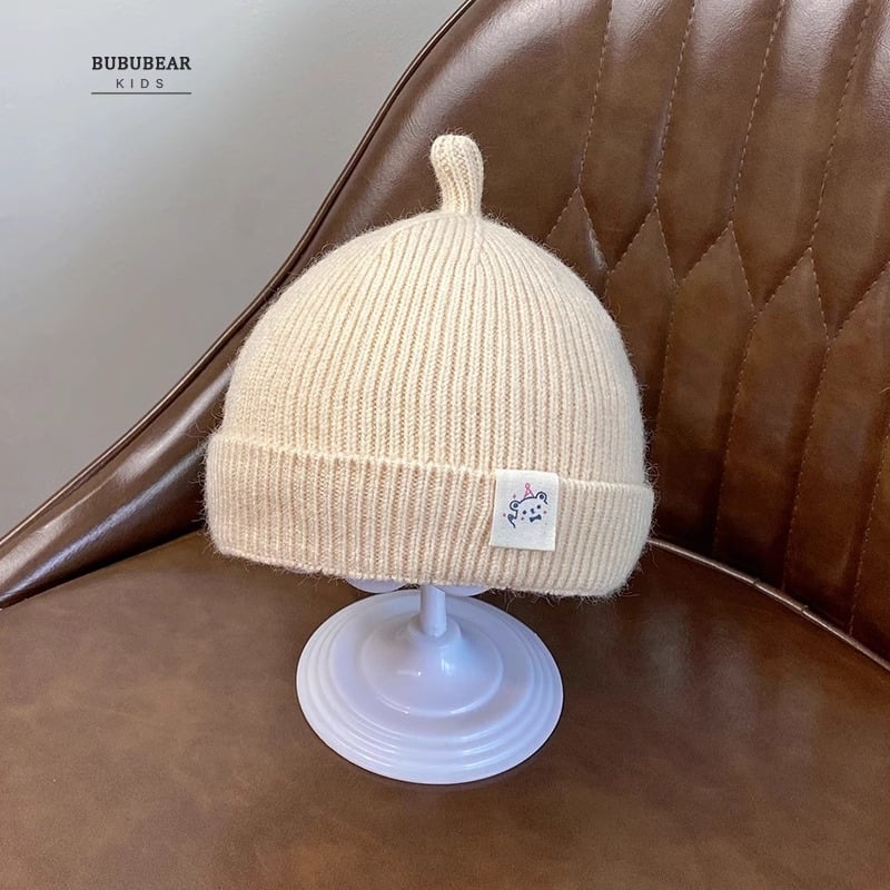 Pletena bebi kapa | Akril >96% | Topla | Za dob 0–12 mjeseci | Proljeće i jesen