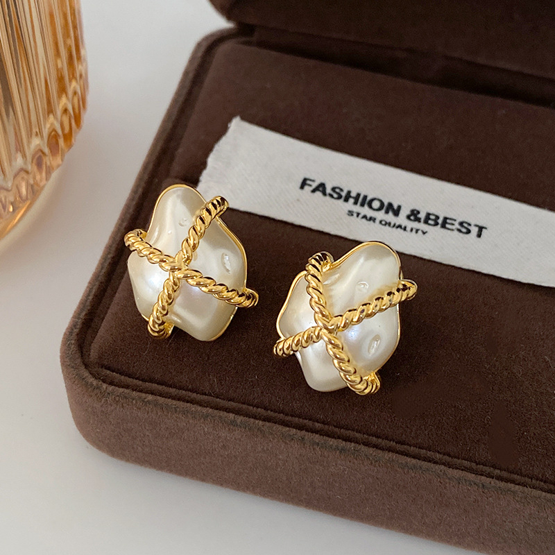 Kõrvarõngad – vase, elektroplatinatsioon, kerge luksus stiil, geomeetriline ovaalne disain, Small charming, Jinhua