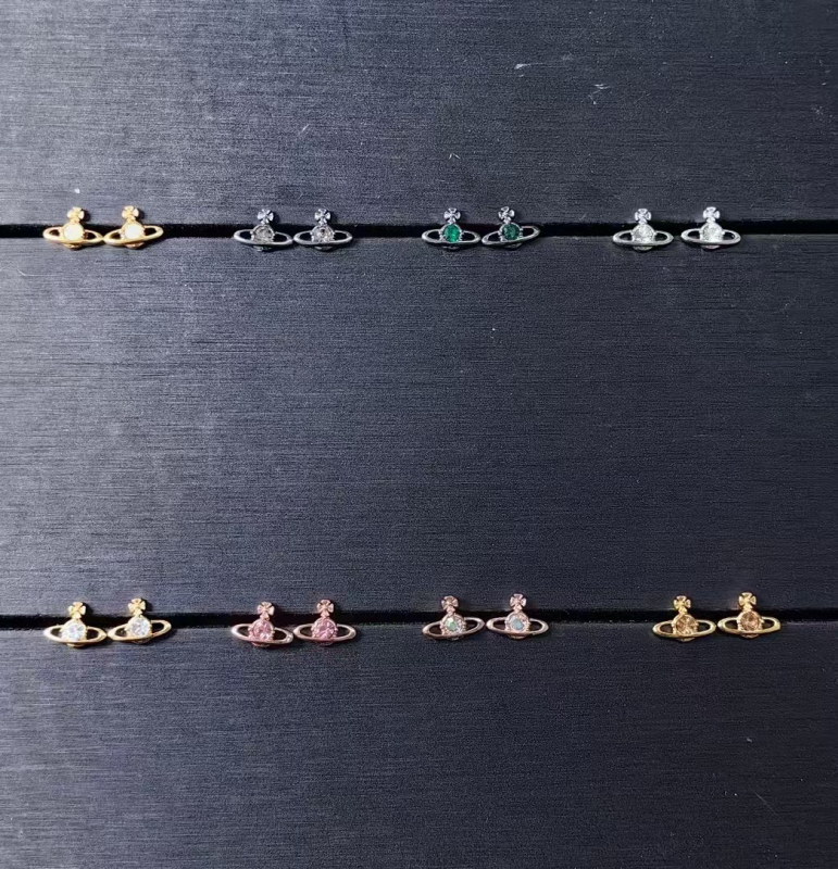 Kõrvarõngad Rhinestones'idega, tähtkujundus, hõbedased kõrva postid, elektroplaaditud viimistlus, kõrgkvaliteediline stiil