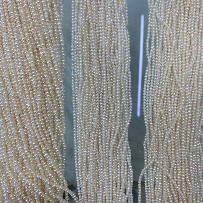 Set nakita s biserima slatkovodnim — Hongguang; slatkovodne bisere; stil: set nakita; godina/sezona: ljeto 2022; tip proizvoda: darovi za rukotvorine