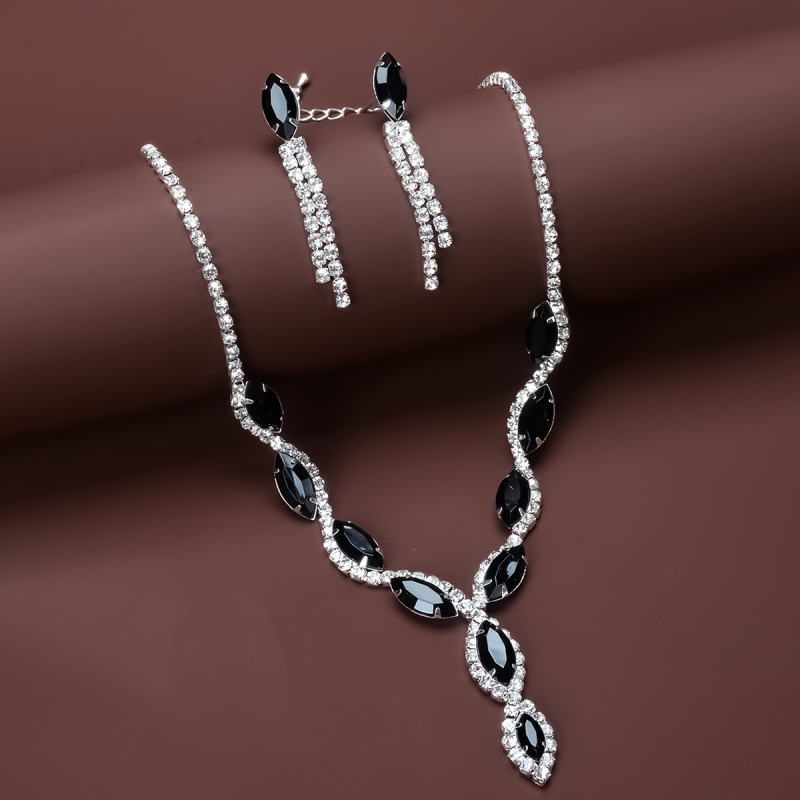 Vjenčani set nakita: ogrlica i naušnice s privjeskom od rhinestones, uvijeni lančić, zodiac motiv, dijamantna obrada