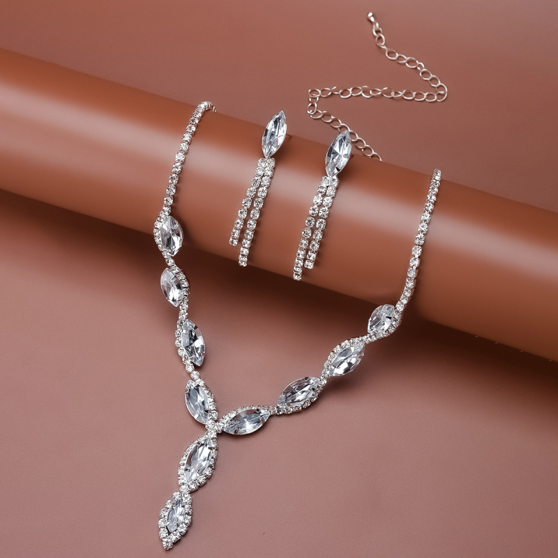 Vjenčani set nakita: ogrlica i naušnice s privjeskom od rhinestones, uvijeni lančić, zodiac motiv, dijamantna obrada