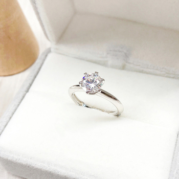 S925 sudraba Moissanīta gredzens sievietēm, sešu kāju uzstādījums, svaigs un salds stils