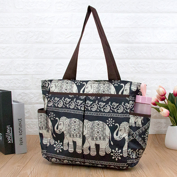 Plecu soma, daudzfunkcionāla un ūdensizturīga, ziedu raksts, poliester materiāls